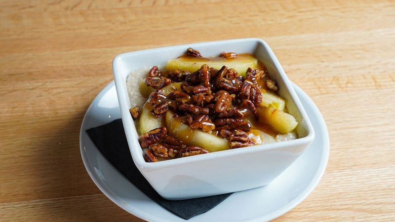 APPLE PIE OATMEAL
