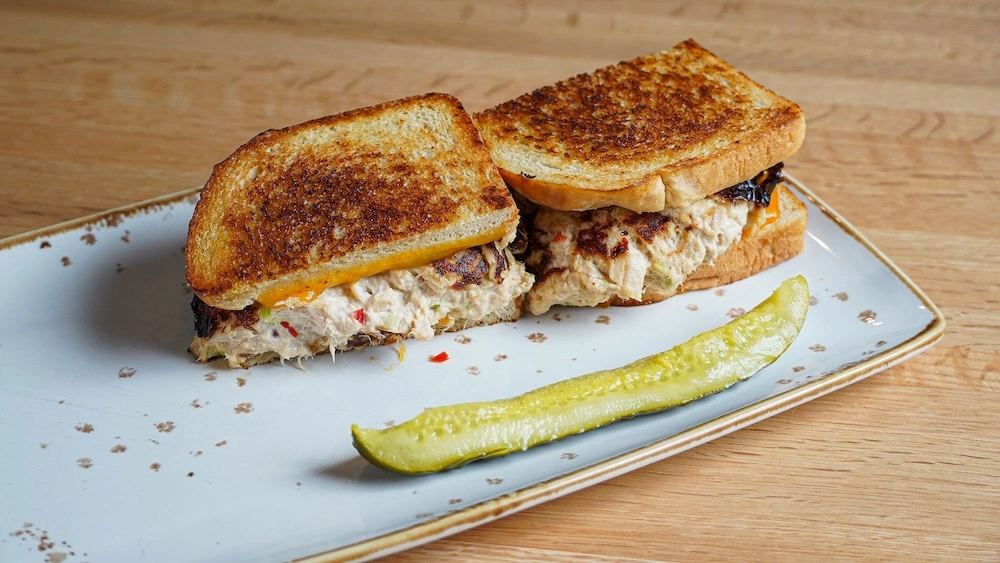 TUNA MELT