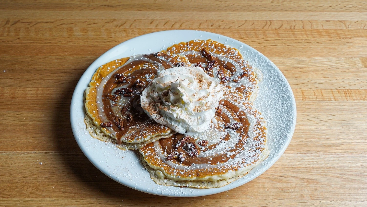 CINNAMON ROLL PANCAKES