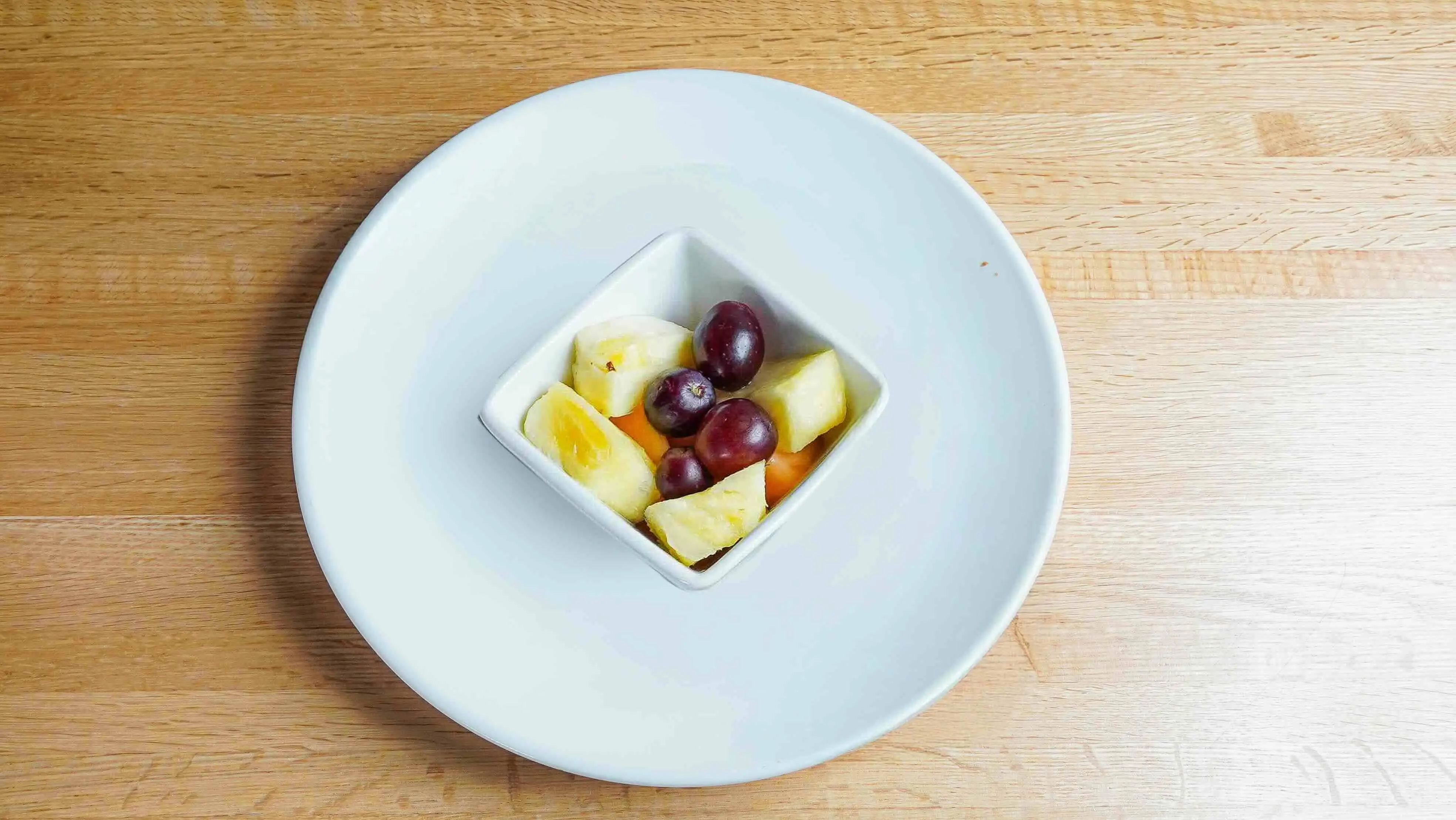 FRESH FRUIT CUP
